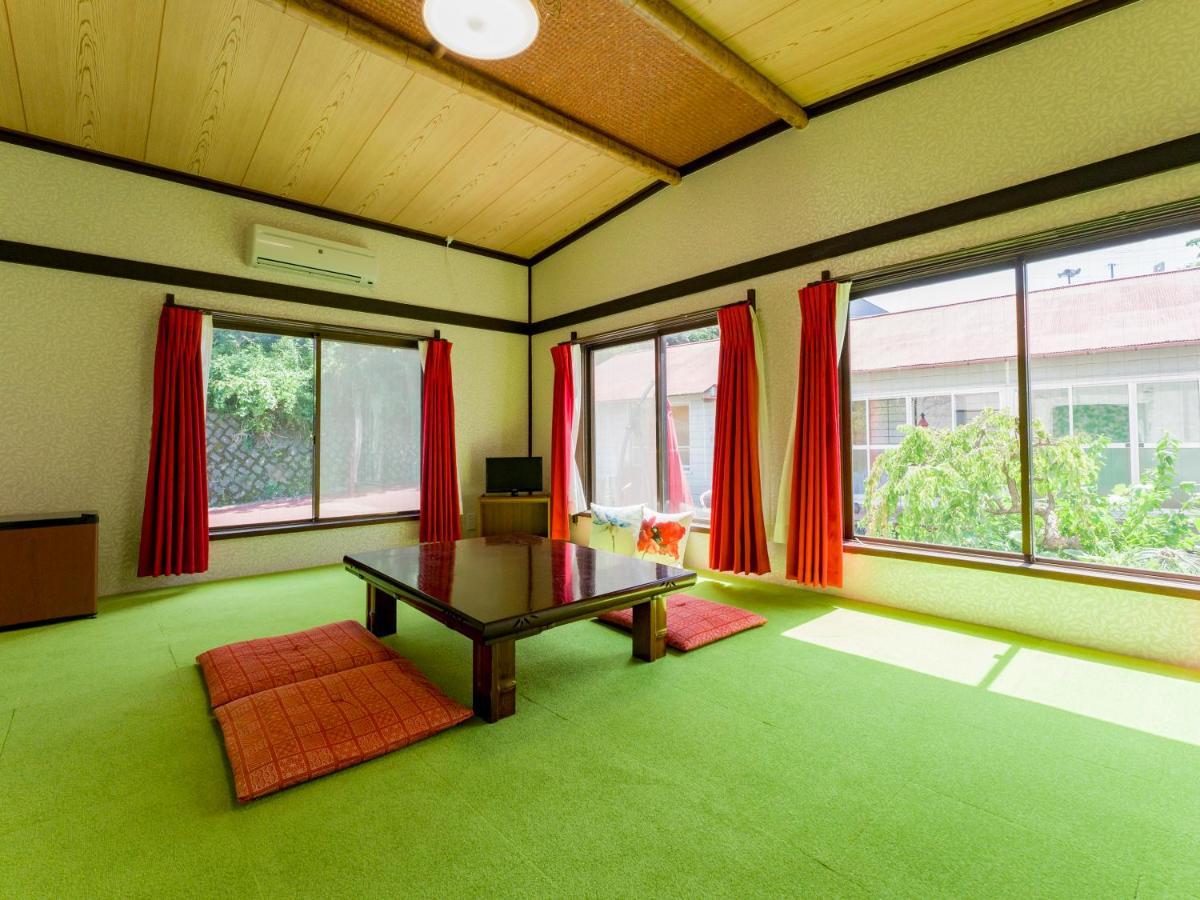 癒楽 伊豆大島 Hostel ภายนอก รูปภาพ